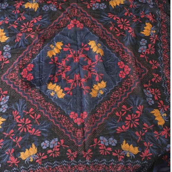 100% cotton Lightweight scarf with tassels - Picture 2 of 6